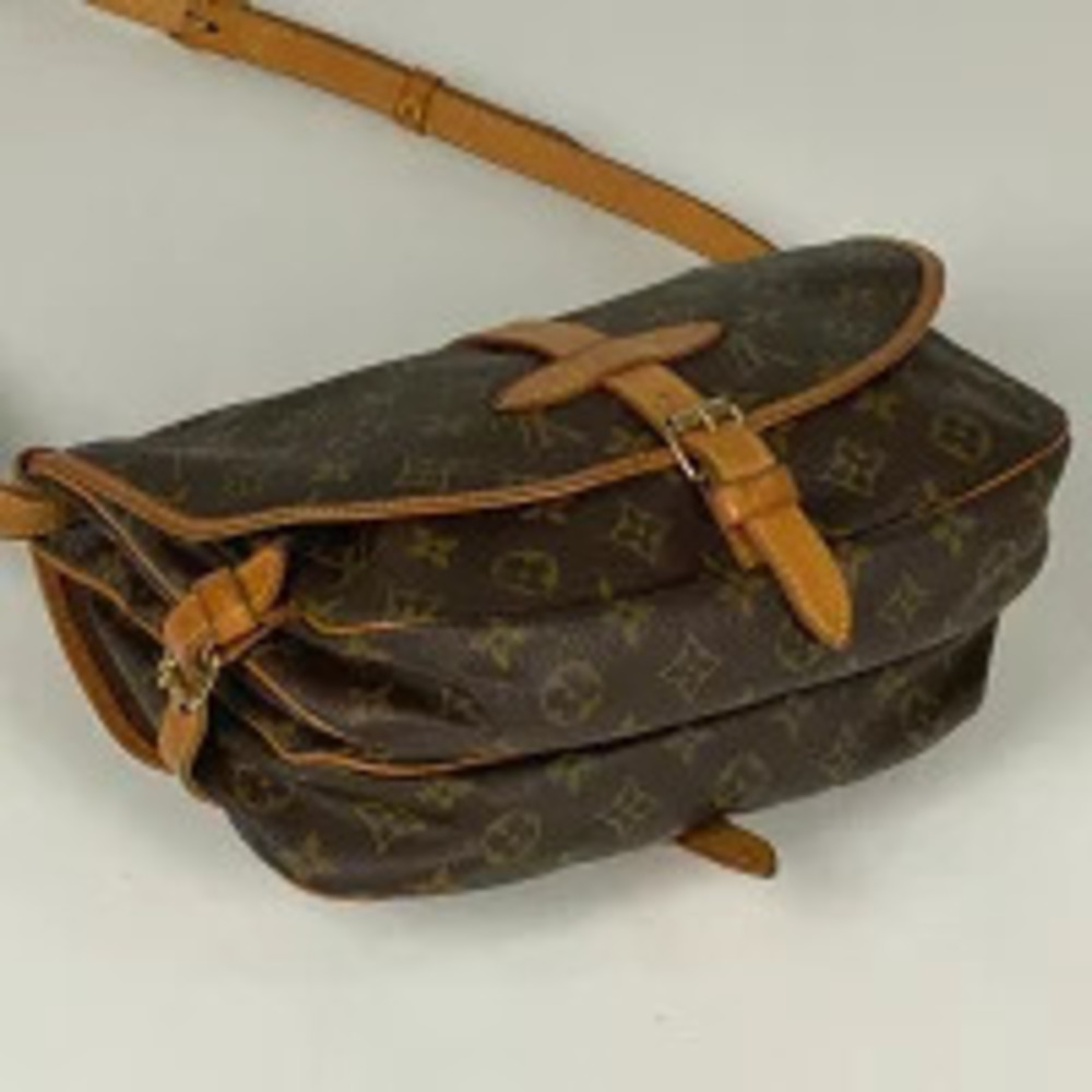 Louis Vuitton Saumur Crossbody Shoulder Bag Monogram Brown - Picture 2 of 7